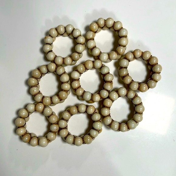 Kemp & Beatley Hsndmade Set of 8 Napkin Holders  Fake pearls.  Gold wire - Picture 3 of 4